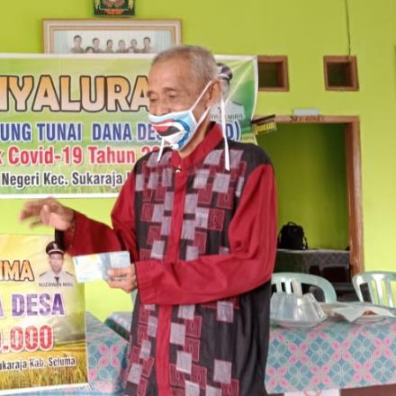 PENYALURAN BLT DD DESA CAHAYA NEGERI....SUKSES 